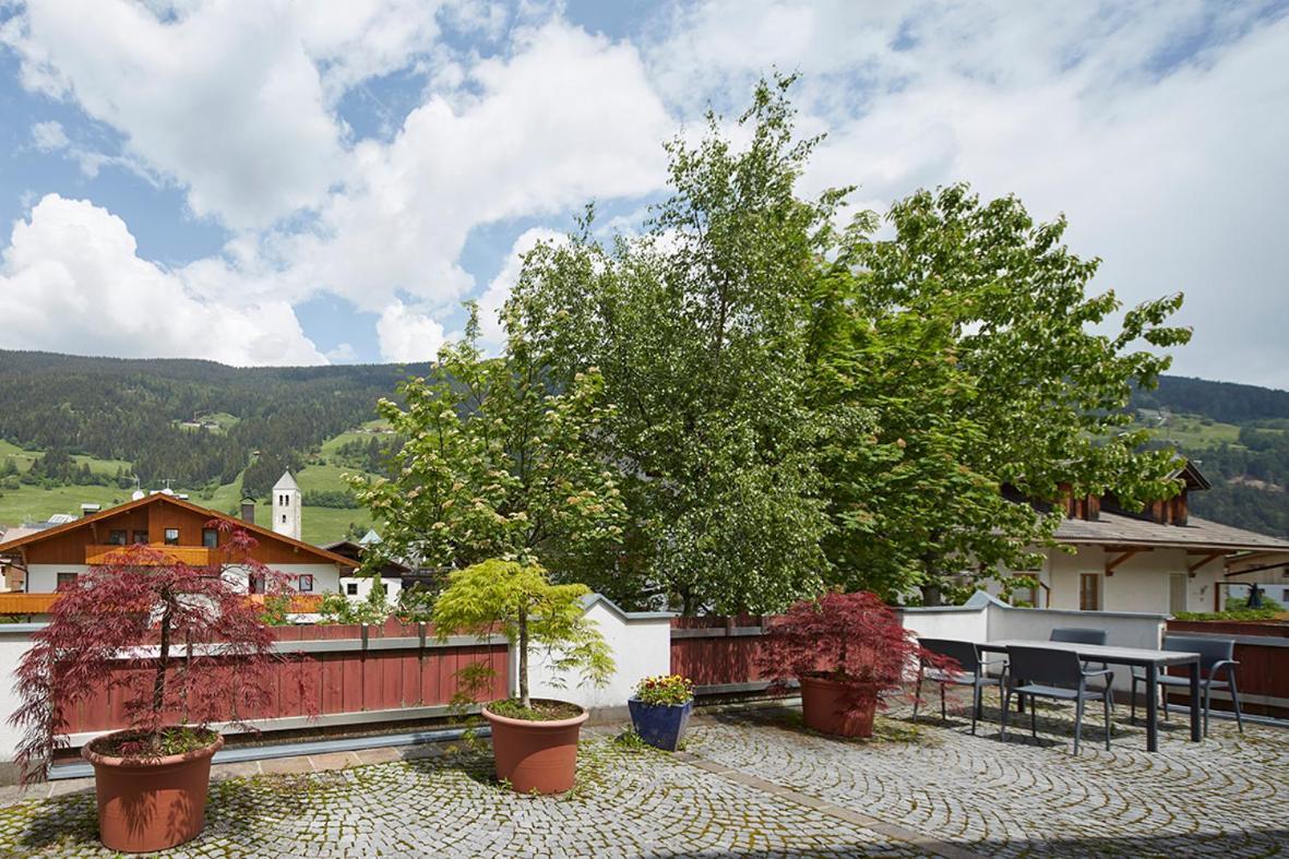 Villa Christina Innichen Buitenkant foto